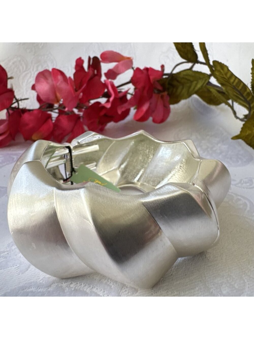 And Lovely Chunky Puffy Bracelet Jewelry Silvertone Cuff Bangle 1.5" Wide NEW